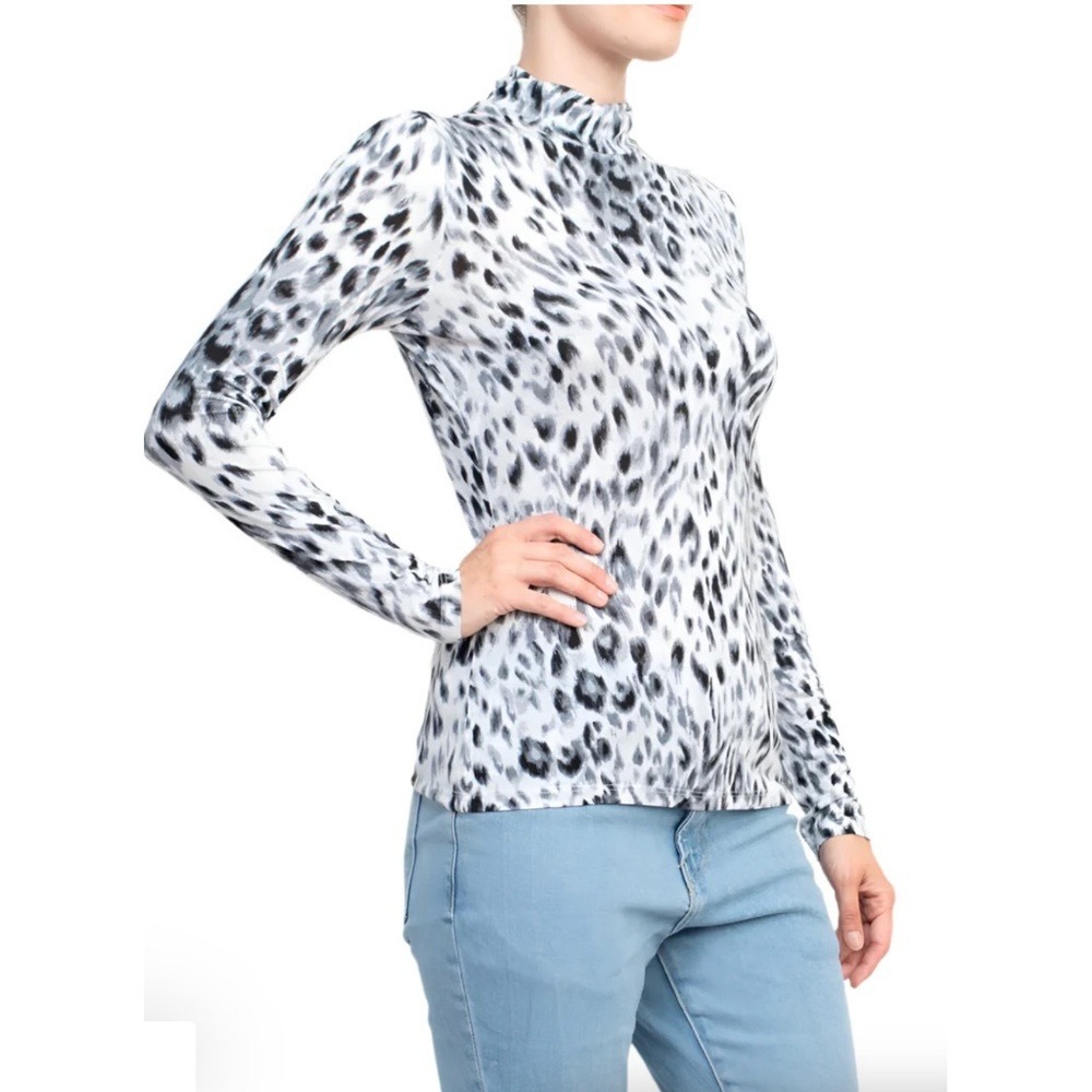 Tahari Womens Grey Black Leopard Print Mock Neck Long Sleeve Top